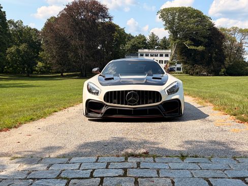 Used 2016 Mercedes-Benz AMG GT S image 16
