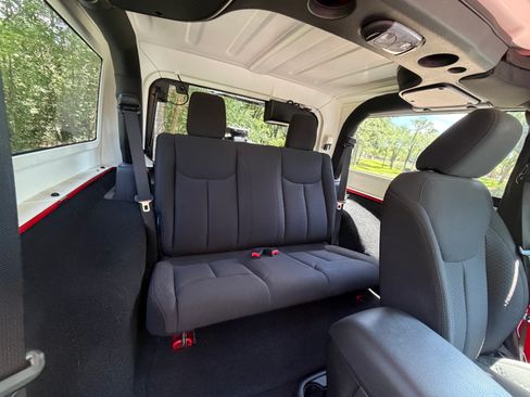 Used 2016 Jeep Wrangler Sport AWD/4WD image 23