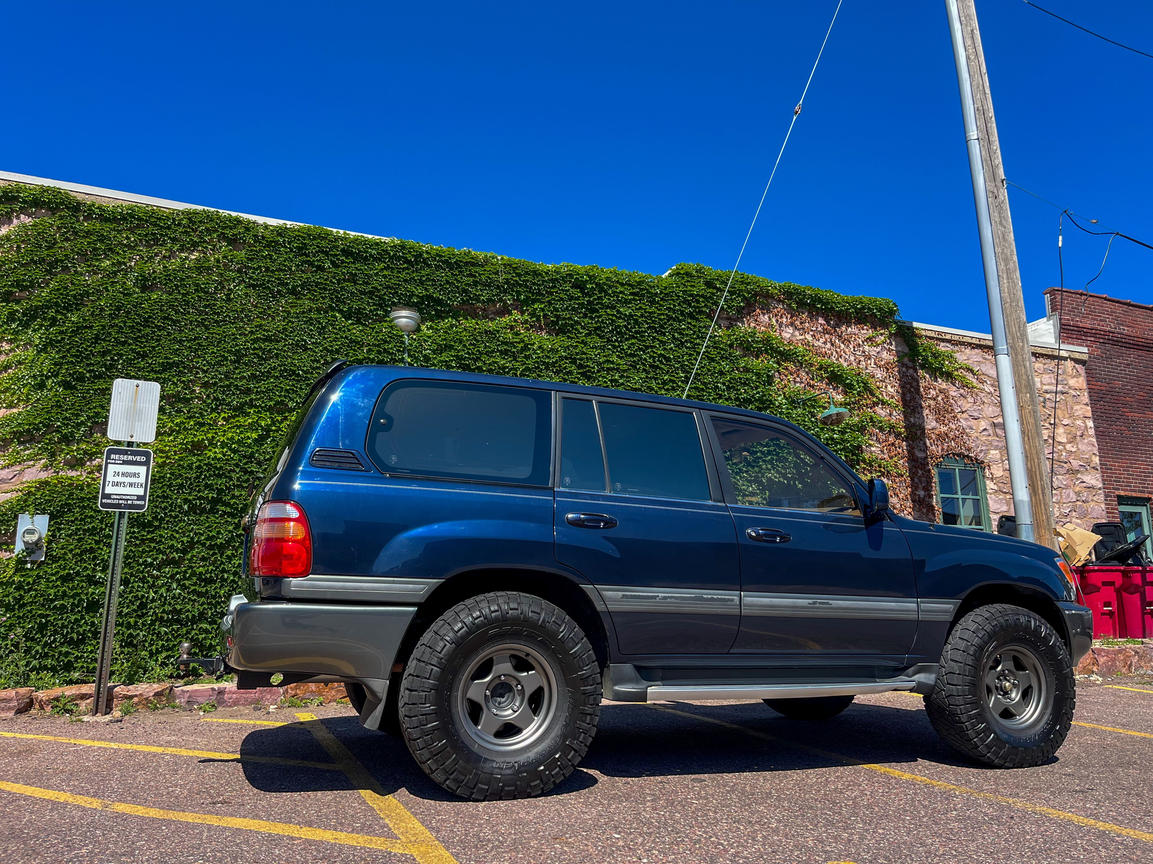 Used 1998 Toyota Land Cruiser AWD/4WD image 6