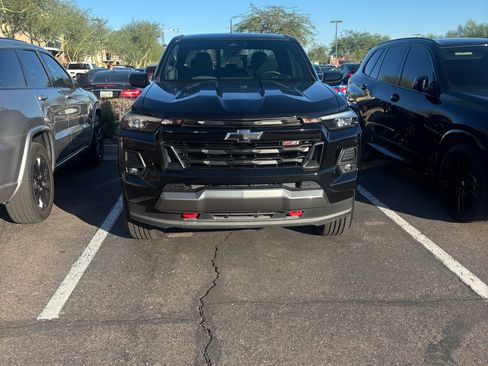 Used 2023 Chevrolet Colorado Z71 w/ Z71 Convenience Package 2 image 1