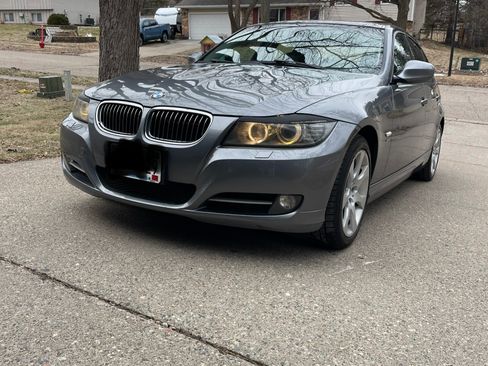 Used 2011 BMW 335i xDrive Sedan AWD/4WD image 15