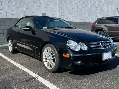 Used 2009 Mercedes-Benz CLK 350 Cabriolet image 1