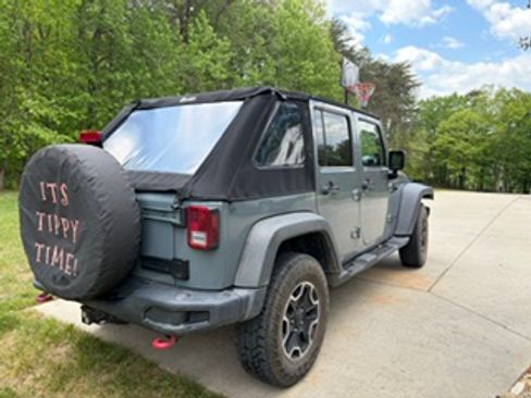 Used 2014 Jeep Wrangler Unlimited Rubicon AWD/4WD image 9