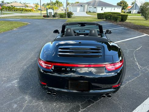 Used 2013 Porsche 911 Carrera 4S image 5