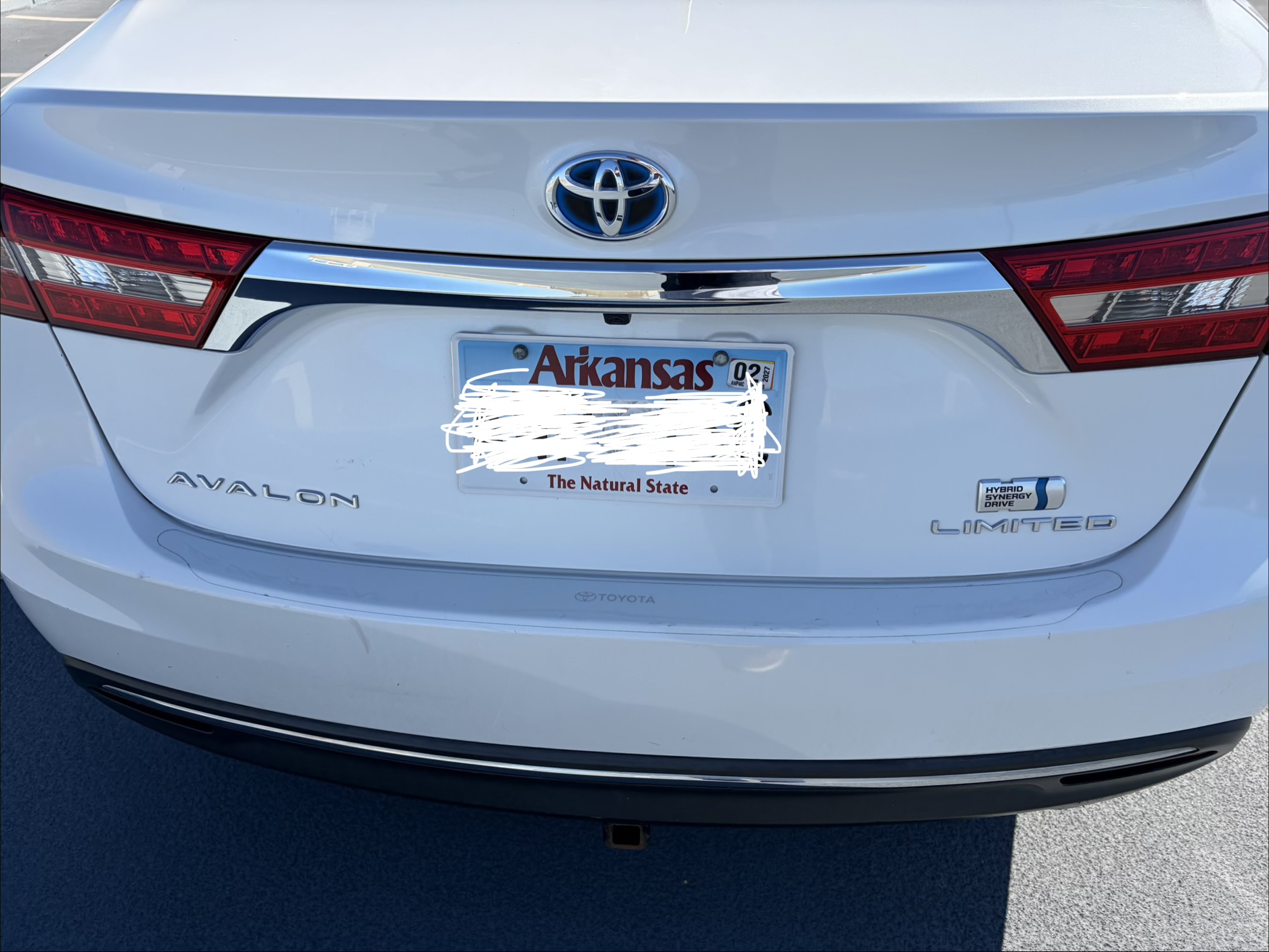 Used 2016 Toyota Avalon Limited w/ Toyota Safety Sense Package FWD image 22