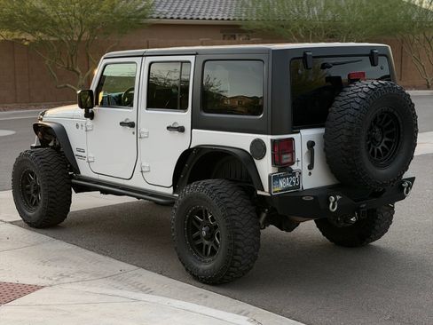 Used 2016 Jeep Wrangler Unlimited Sport w/ Quick Order Package 24S AWD/4WD image 8