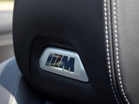 Used 2015 BMW M4 Convertible RWD image 11
