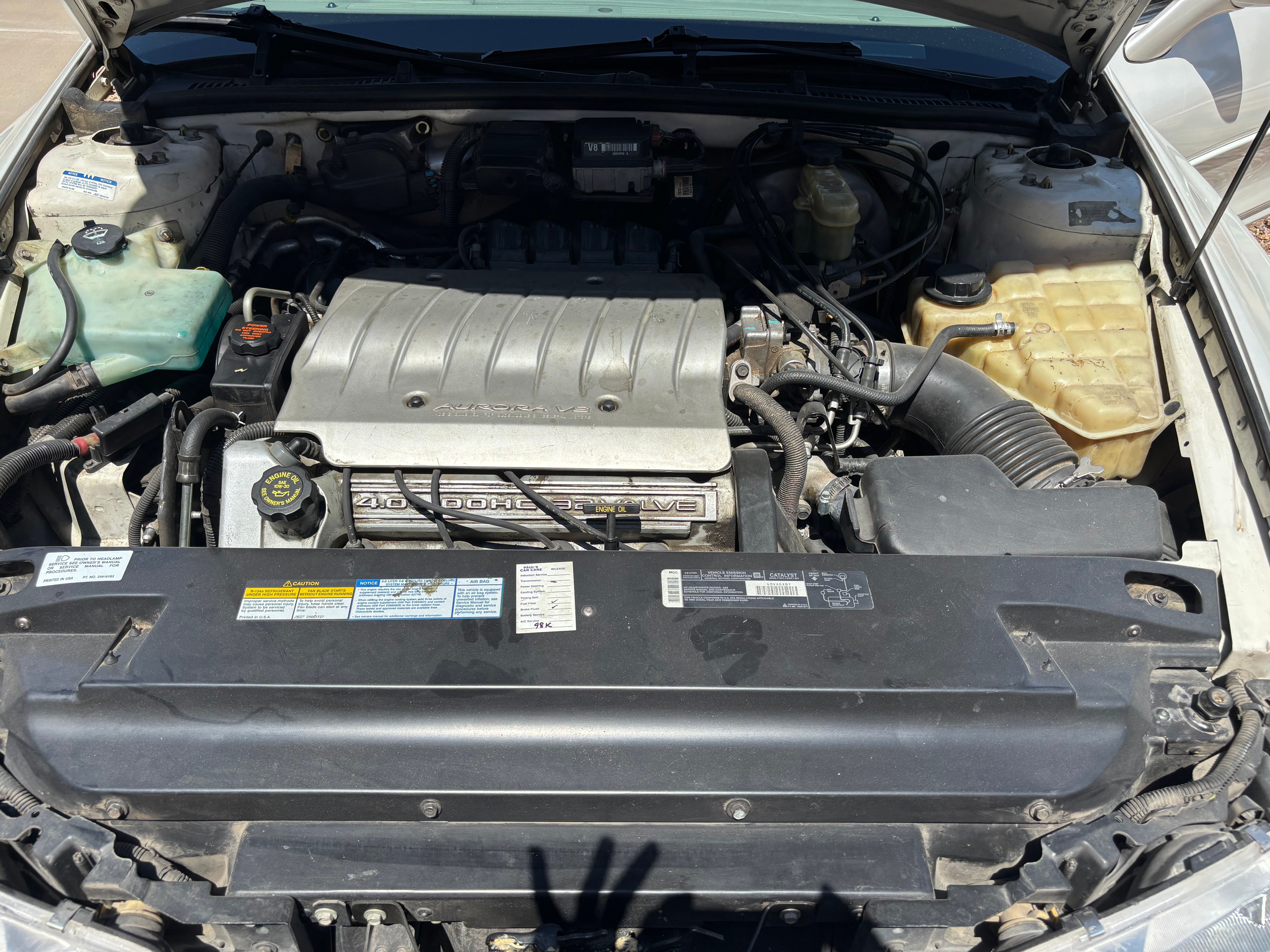 Used 1999 Oldsmobile Aurora FWD image 2