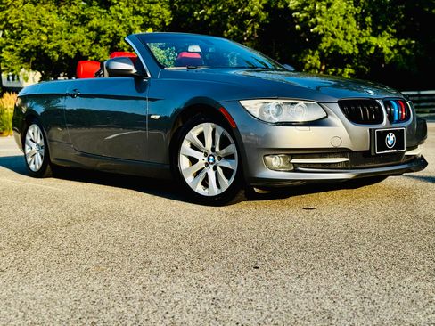 Used 2011 BMW 328i Convertible RWD image 6