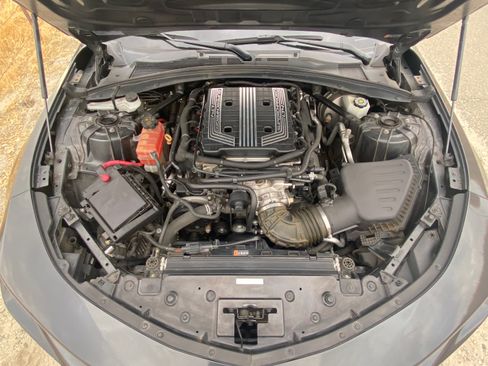 Used 2017 Chevrolet Camaro ZL1 image 9