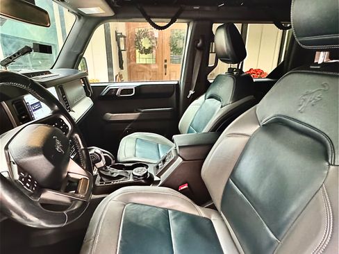 Used 2021 Ford Bronco Outer Banks w/ Sasquatch Package image 8