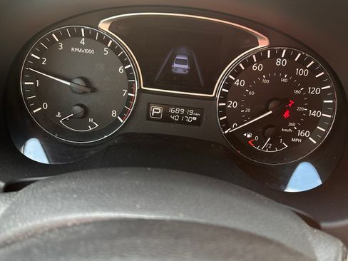 Used 2015 Nissan Altima 2.5 S w/ Power Driver Seat Package FWD image 11