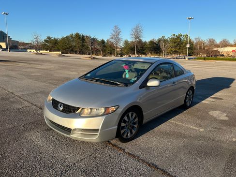 Used 2010 Honda Civic EX-L image 11
