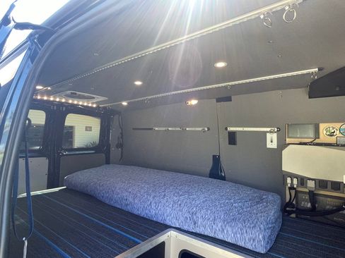 Used 2022 Mercedes-Benz Metris Long w/135 WB Van 3D image 10