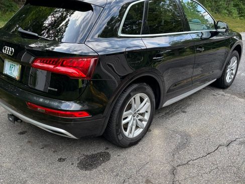 Used 2020 Audi Q5 2.0T Premium w/ Convenience Package AWD/4WD image 4