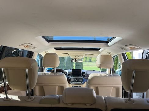 Used 2019 Mercedes-Benz GLS 450 4MATIC image 6