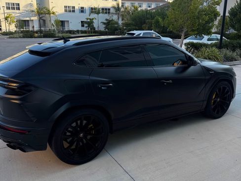 Used 2019 Lamborghini Urus AWD/4WD image 5