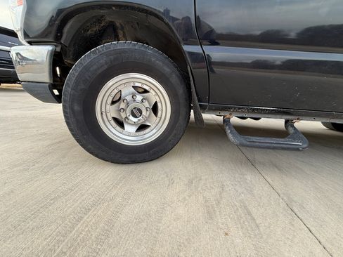 Used 2009 Ford E-350 and Econoline 350 Super Duty image 6