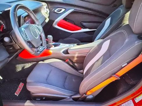Used 2022 Chevrolet Camaro SS RWD image 2