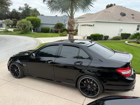 Used 2011 Mercedes-Benz C 63 AMG Sedan image 6