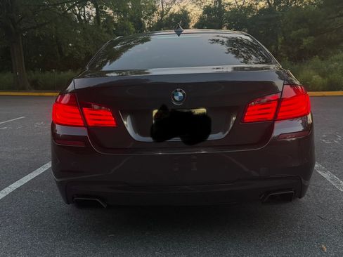 Used 2011 BMW 550i Sedan RWD image 9