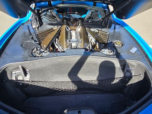 Used 2024 Chevrolet Corvette Z06 w/ Z07 Performance Package image 13