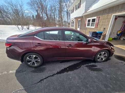 Used 2022 Nissan Sentra SV image 5