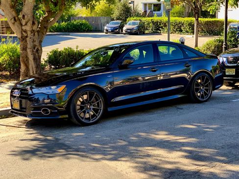Used 2016 Audi S6 Prestige w/ Prestige Package image 25