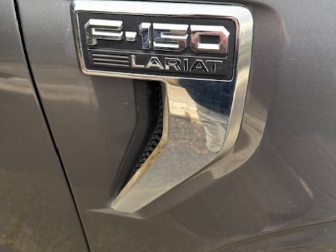 Used 2021 Ford F150 Lariat w/ Equipment Group 502A High image 11