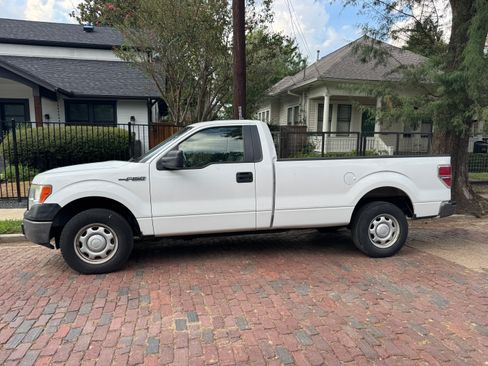 Used 2010 Ford F150 XL RWD image 6