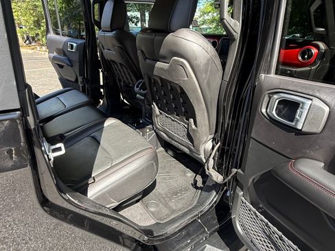 Used 2020 Jeep Gladiator Rubicon AWD/4WD image 12