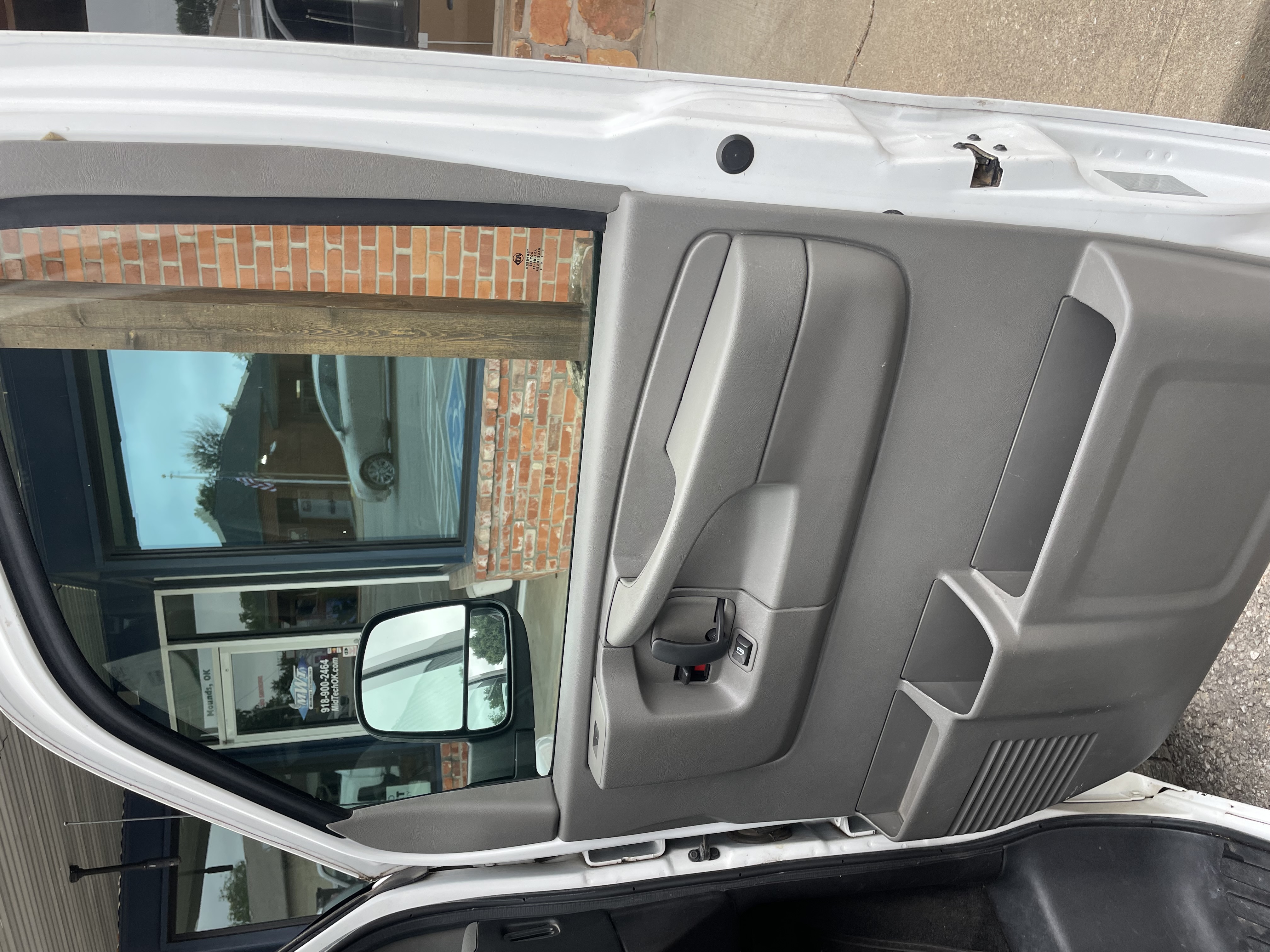 Used 2014 Chevrolet Express 1500 LT w/ LT Preferred Equipment Group RWD image 15