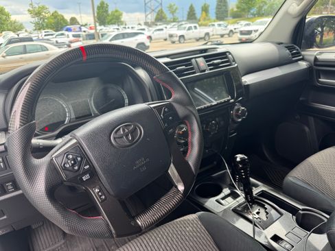 Used 2014 Toyota 4Runner Trail AWD/4WD image 12