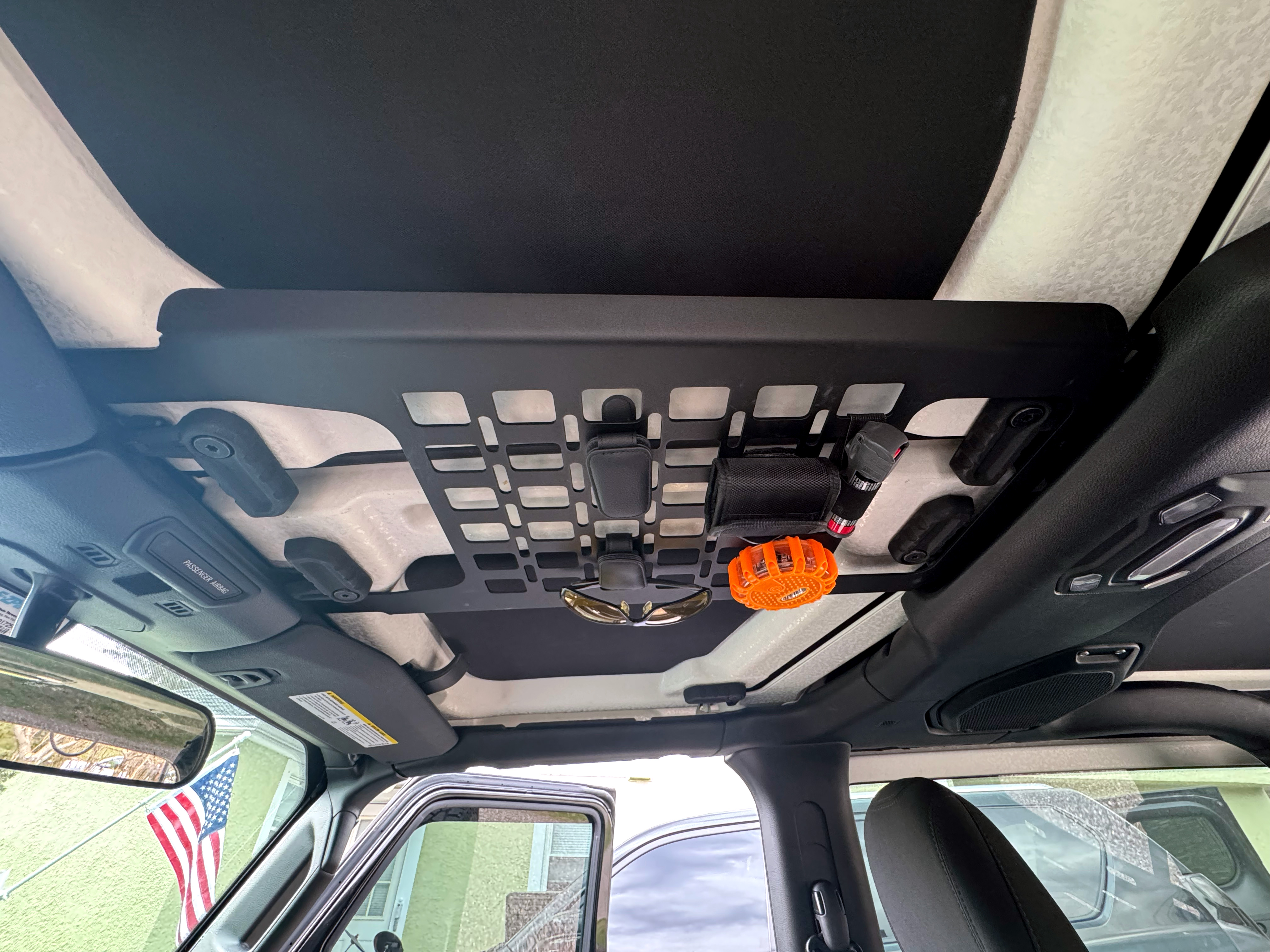 Used 2018 Jeep Wrangler Sport AWD/4WD image 9