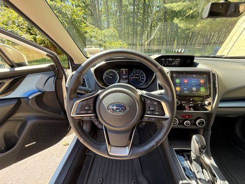 Used 2019 Subaru Crosstrek Hybrid w/ Moonroof Package w/Navigation AWD/4WD image 4