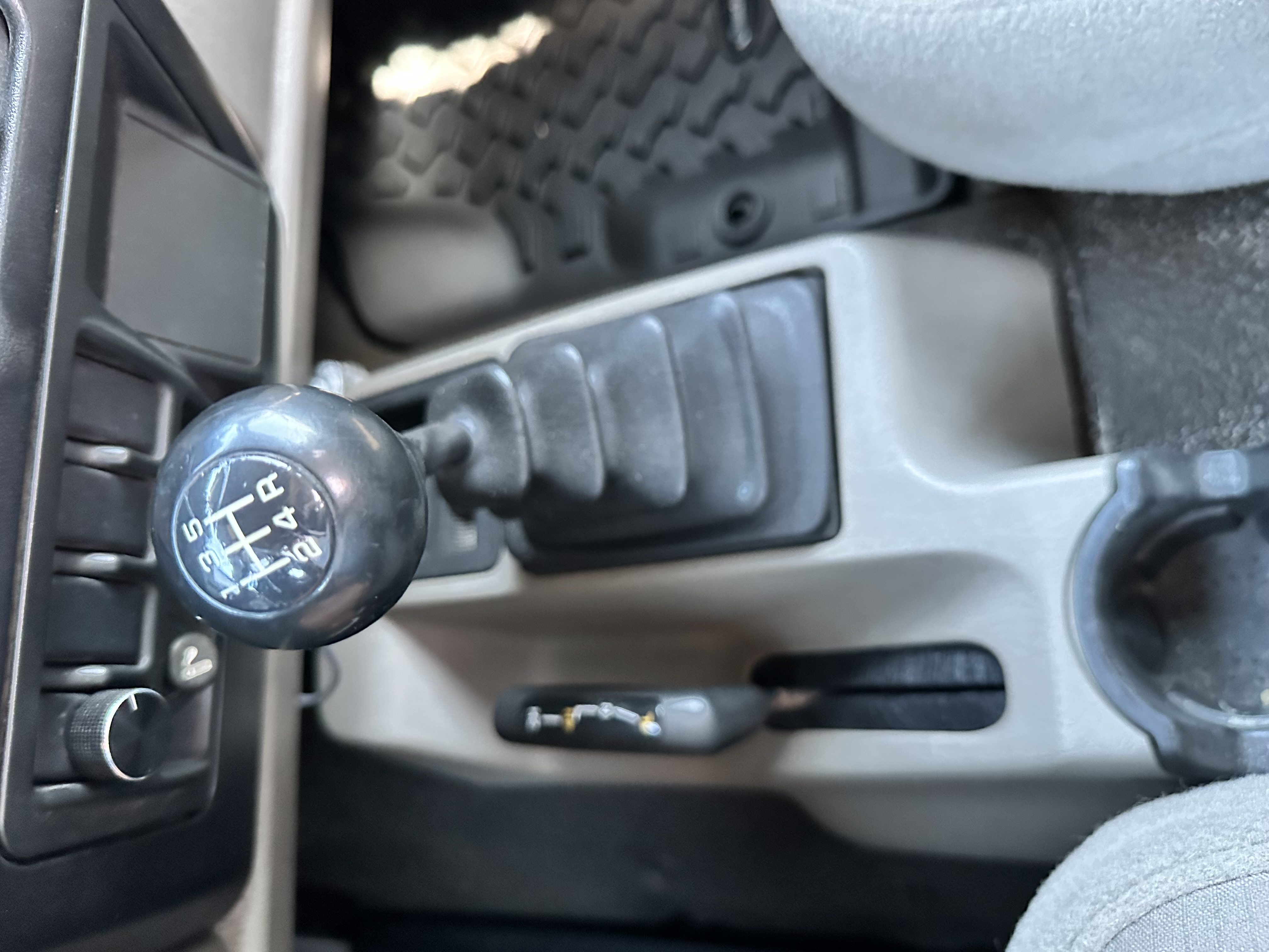 Used 2003 Jeep Wrangler Sahara AWD/4WD image 12