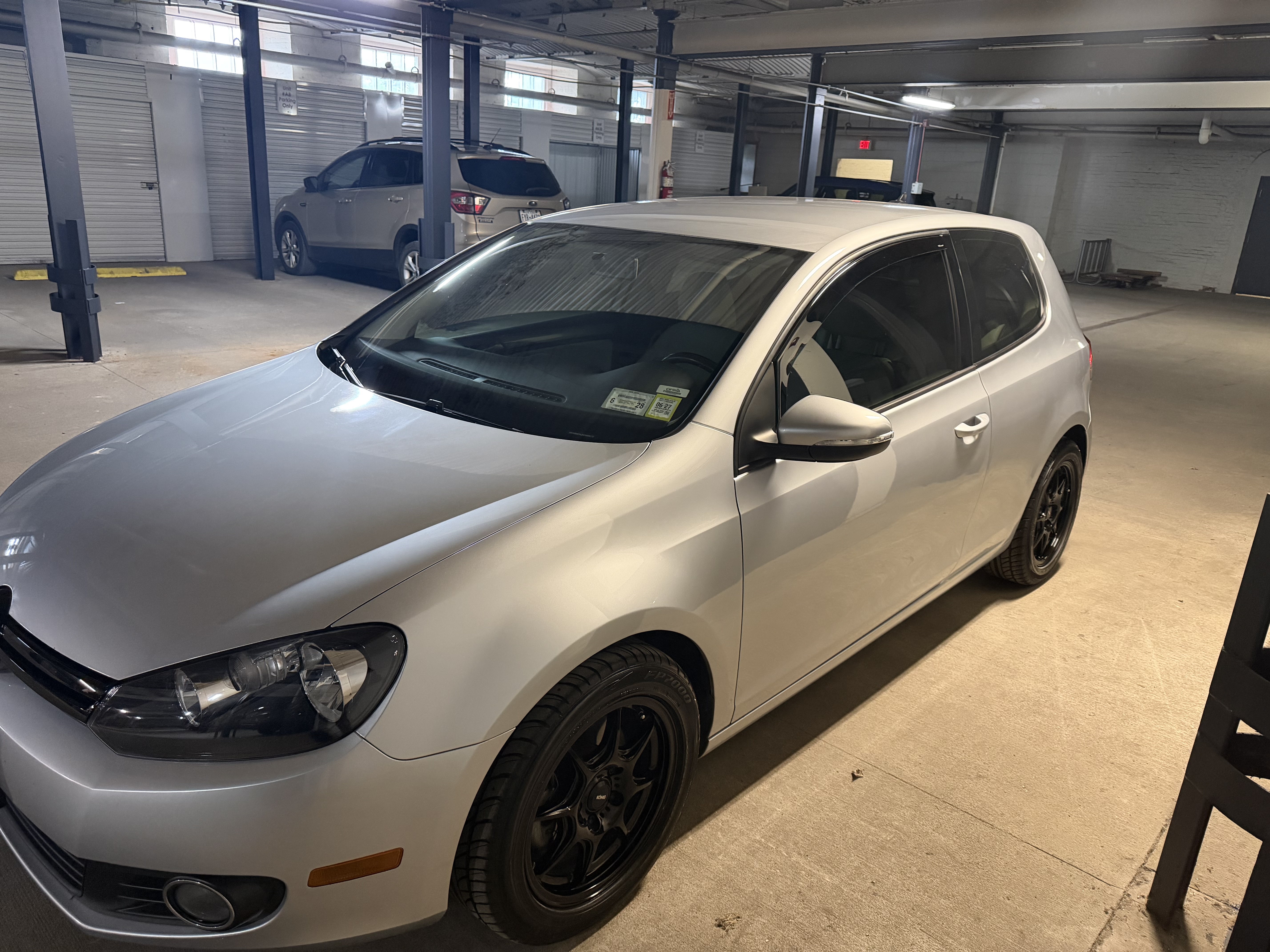 Used 2012 Volkswagen Golf TDI FWD image 1