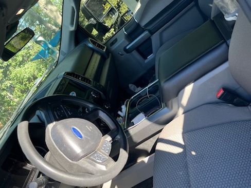 Used 2021 Ford F350 XLT image 8