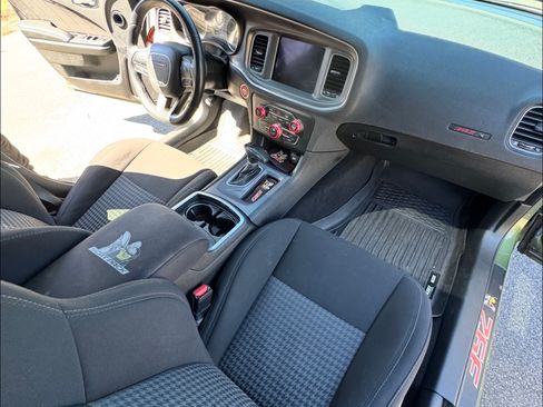 Used 2022 Dodge Charger Scat Pack w/ Dynamics Package image 13