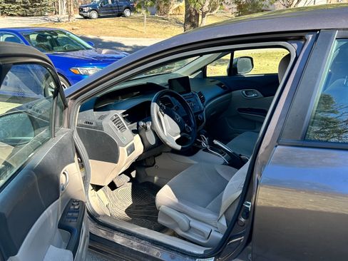 Used 2012 Honda Civic LX image 10