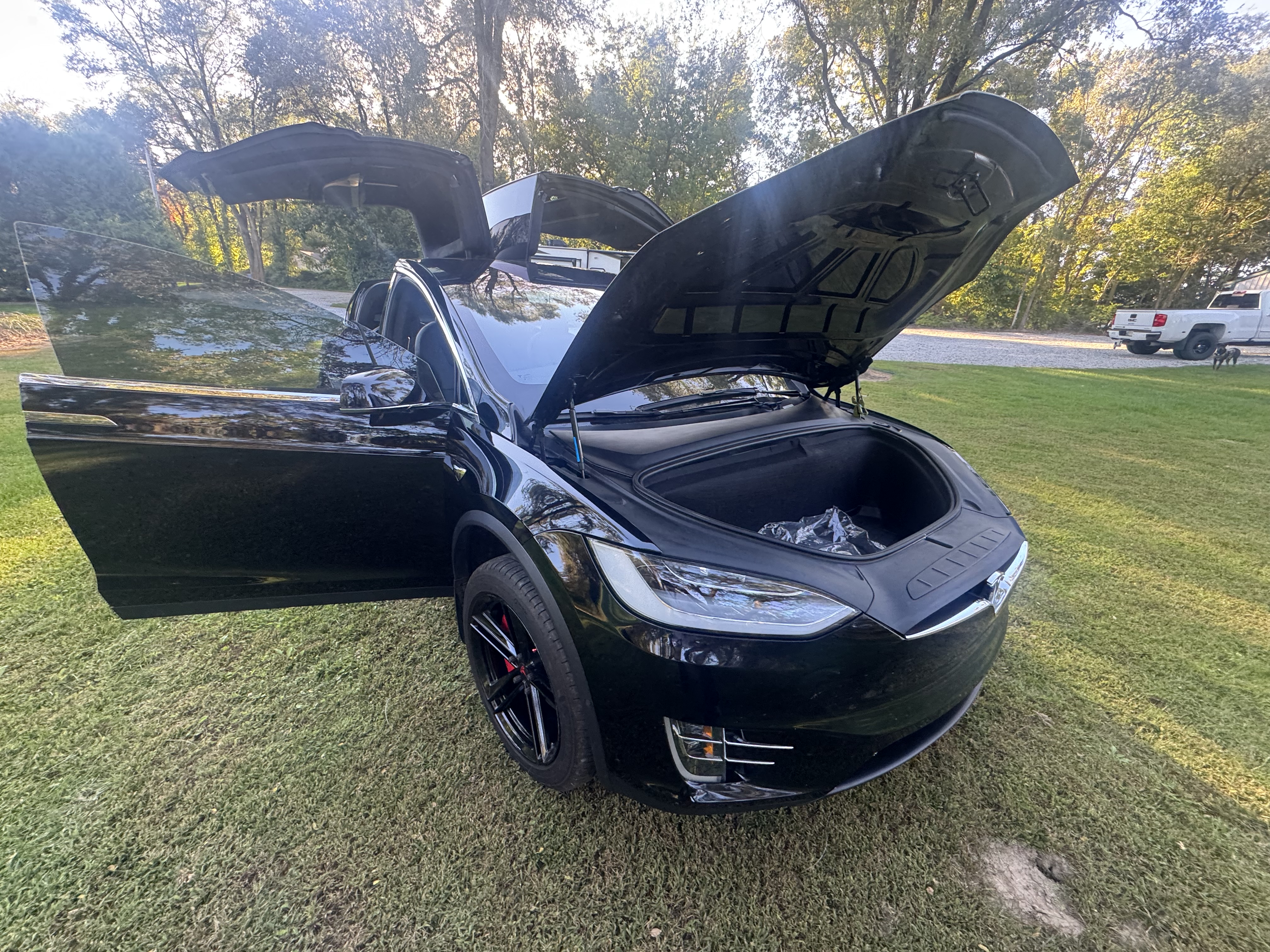 Used 2020 Tesla Model X Long Range AWD/4WD image 10