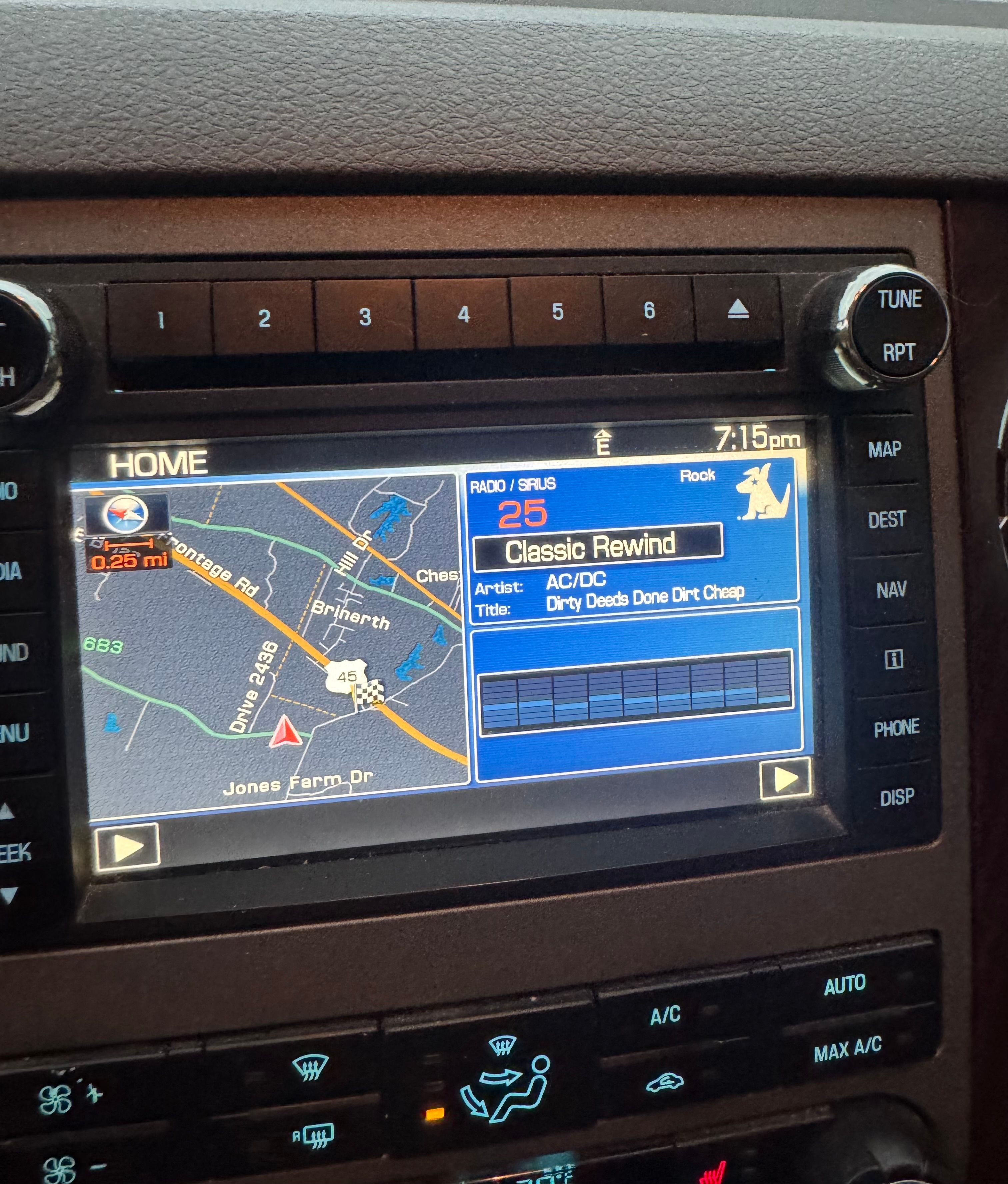 Used 2012 Ford F250 Lariat w/ Lariat Ultimate Pkg AWD/4WD image 10