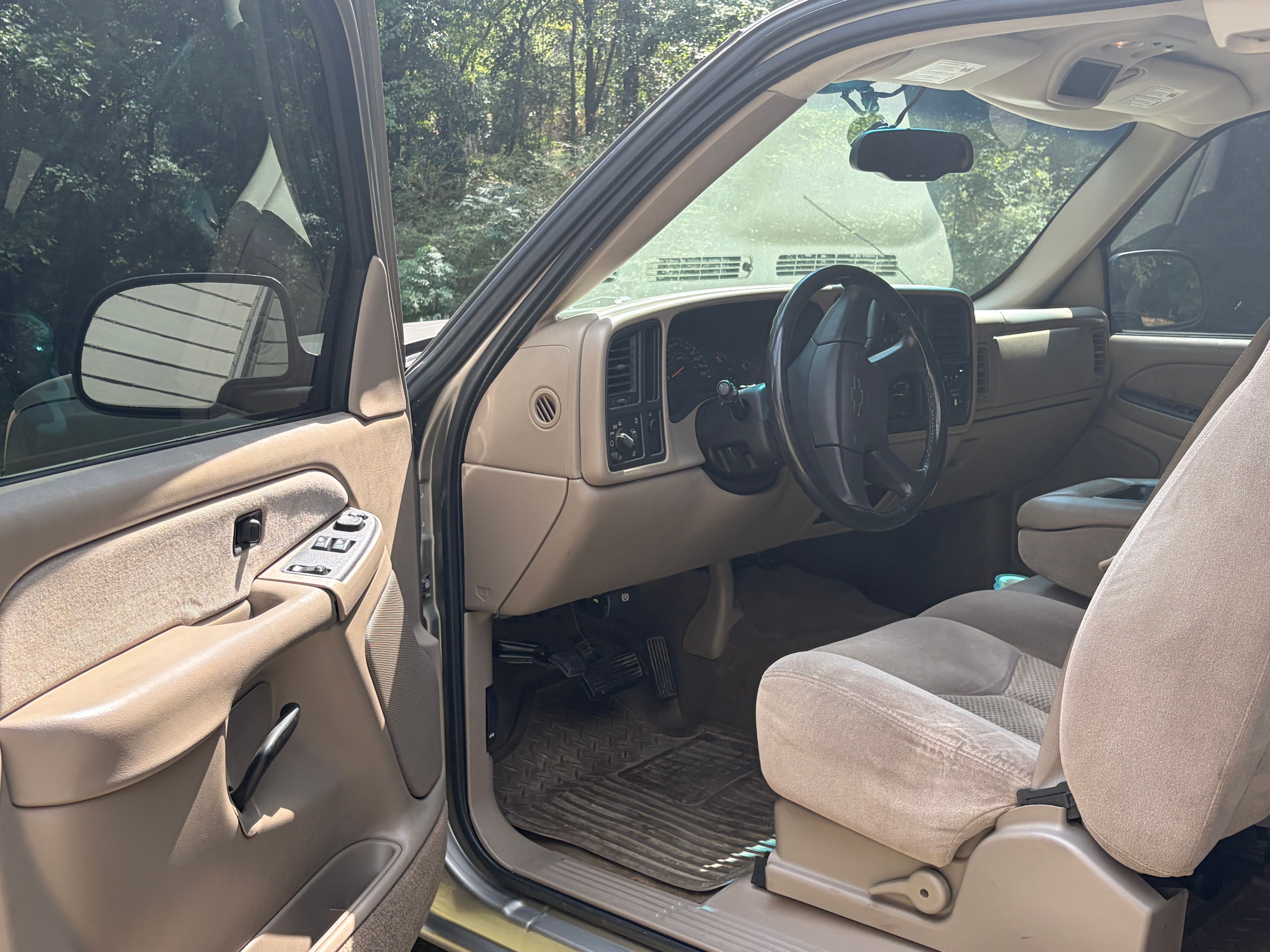 Used 2003 Chevrolet Silverado 1500 LS RWD image 10