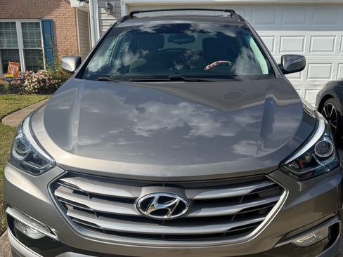 Used 2018 Hyundai Santa Fe Sport w/ 2.4L Value Package 02 FWD image 5
