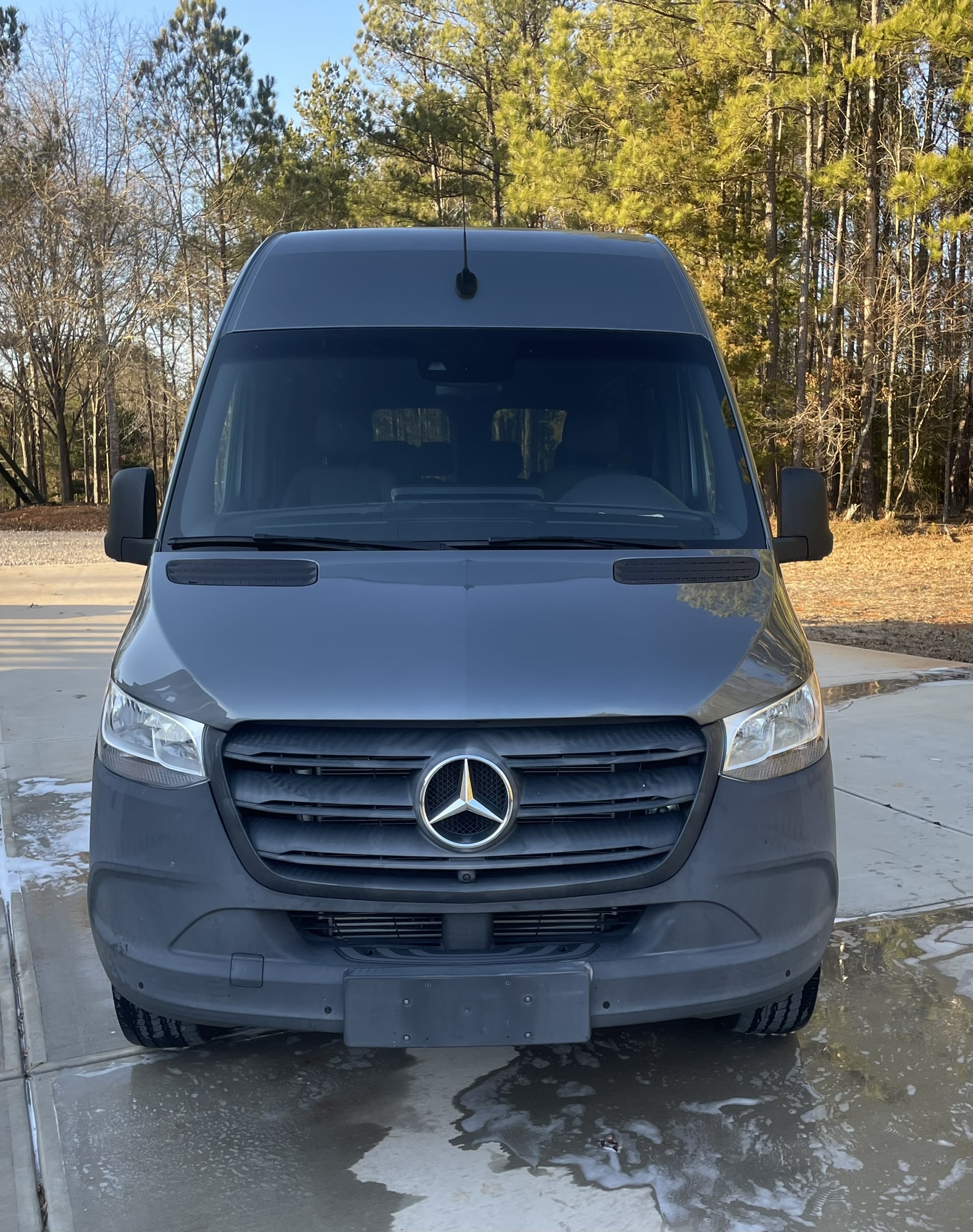 Used 2019 Mercedes-Benz Sprinter 2500 image 2