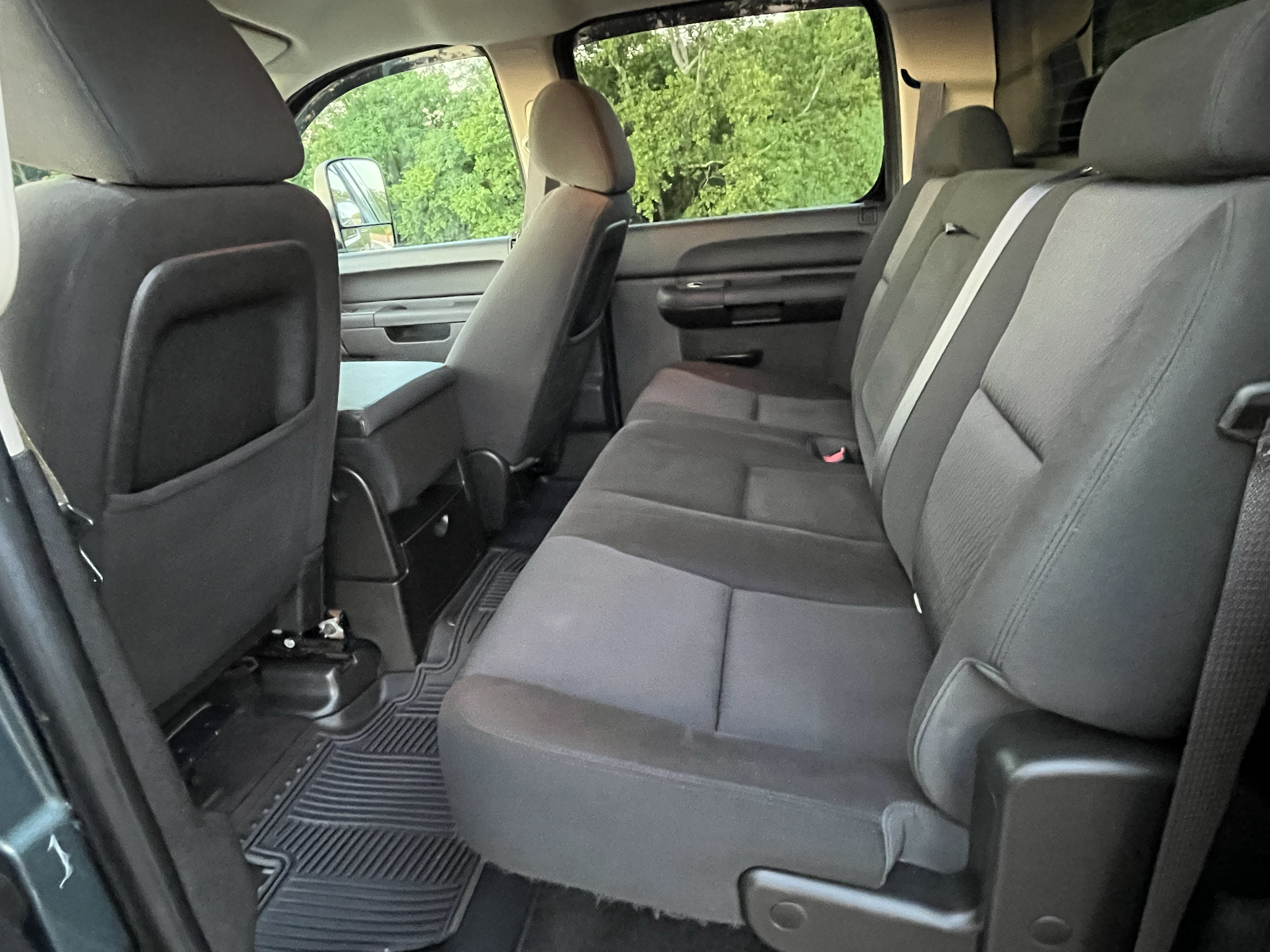 Used 2012 GMC Sierra 3500 SLE w/ SLE Preferred Package AWD/4WD image 12