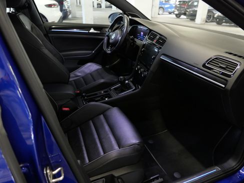 Used 2019 Volkswagen Golf R 4-Door AWD/4WD image 11