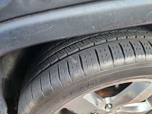 Used 2011 Jeep Grand Cherokee Limited w/ Trailer Tow Group image 20