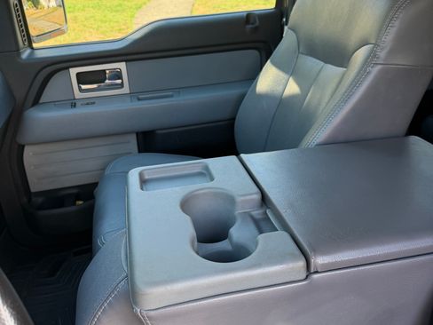 Used 2011 Ford F150 XLT w/ XLT Convenience Pkg AWD/4WD image 8
