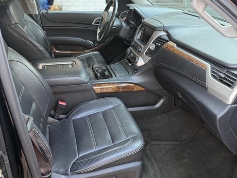 Used 2015 GMC Yukon Denali w/ Premium Package image 8
